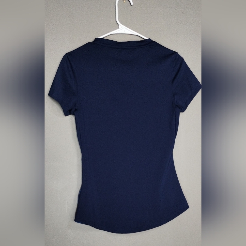Adidas Women's USA Volleyball Primeblue Replica Tee Shirt Size (XS) - Picture 2 of 7